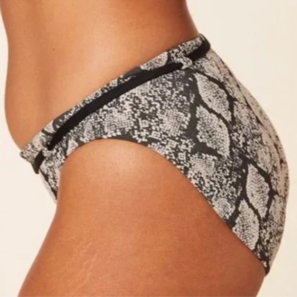 Andie Riviera Belted Bikini Bottom Snakeskin Print Size Medium New with Tag - Picture 2 of 13